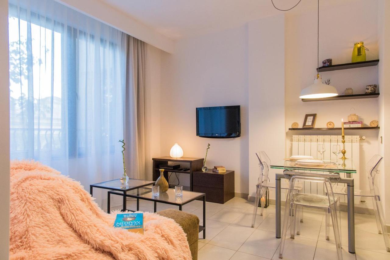 One Love Metropolitan Apartment บูคาเรสต์ ภายนอก รูปภาพ