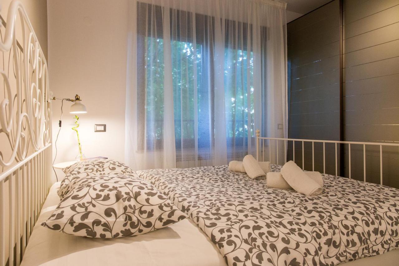 One Love Metropolitan Apartment บูคาเรสต์ ภายนอก รูปภาพ