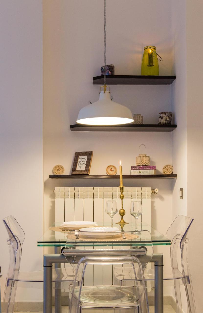 One Love Metropolitan Apartment บูคาเรสต์ ภายนอก รูปภาพ