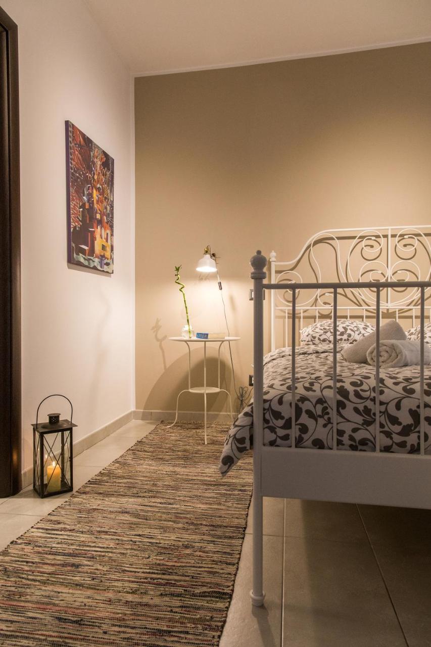 One Love Metropolitan Apartment บูคาเรสต์ ภายนอก รูปภาพ