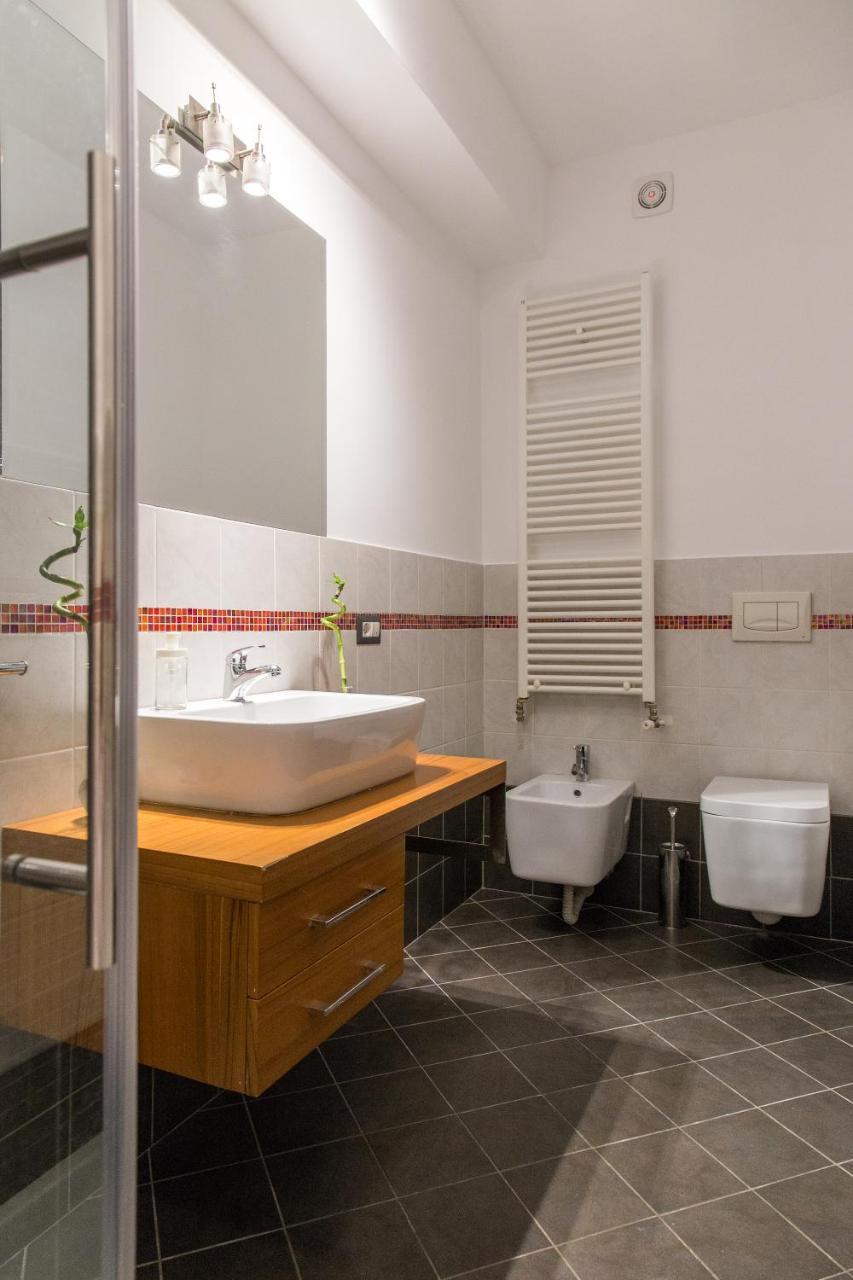 One Love Metropolitan Apartment บูคาเรสต์ ภายนอก รูปภาพ